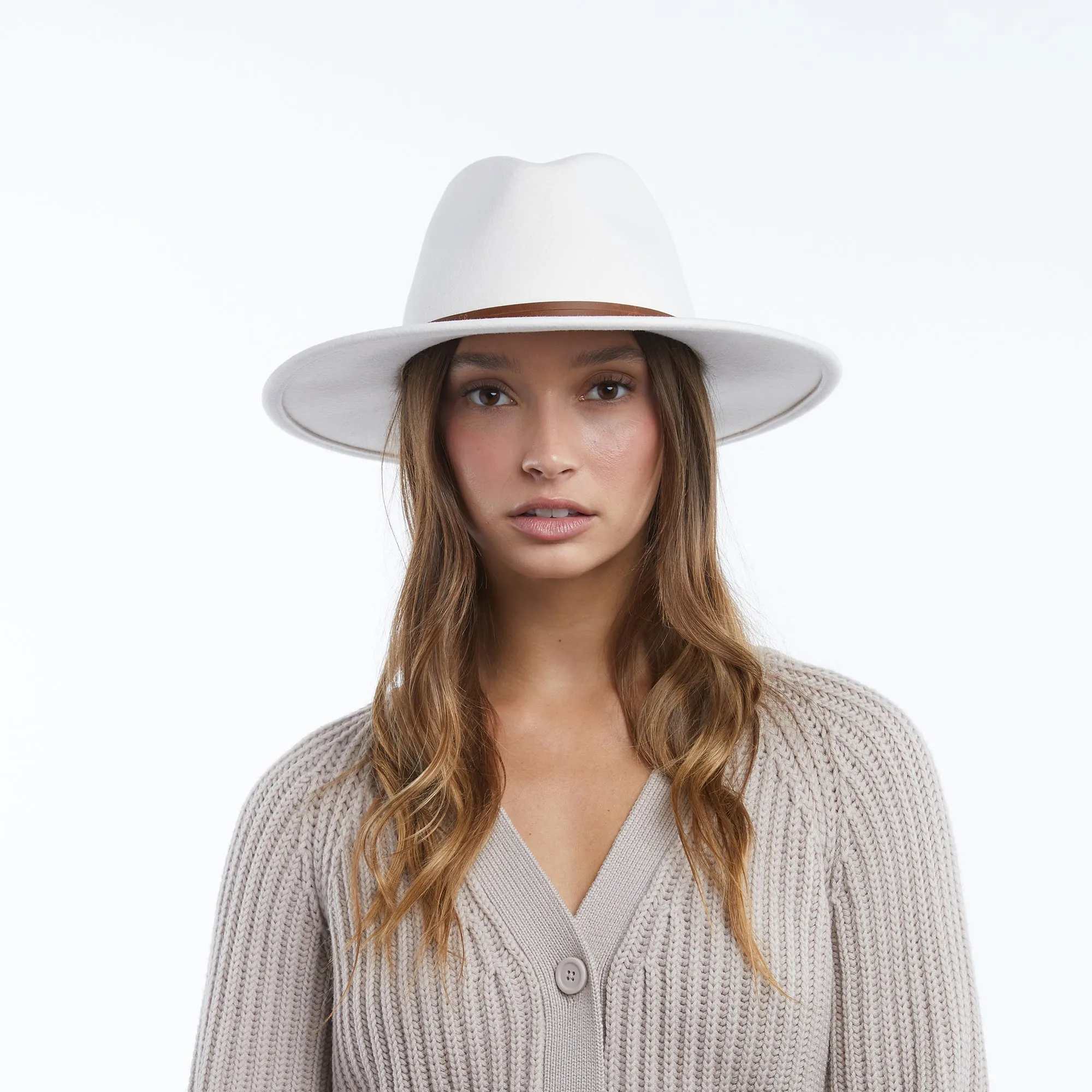 Billie in Cream sold by Wyeth product image thumbnail 2