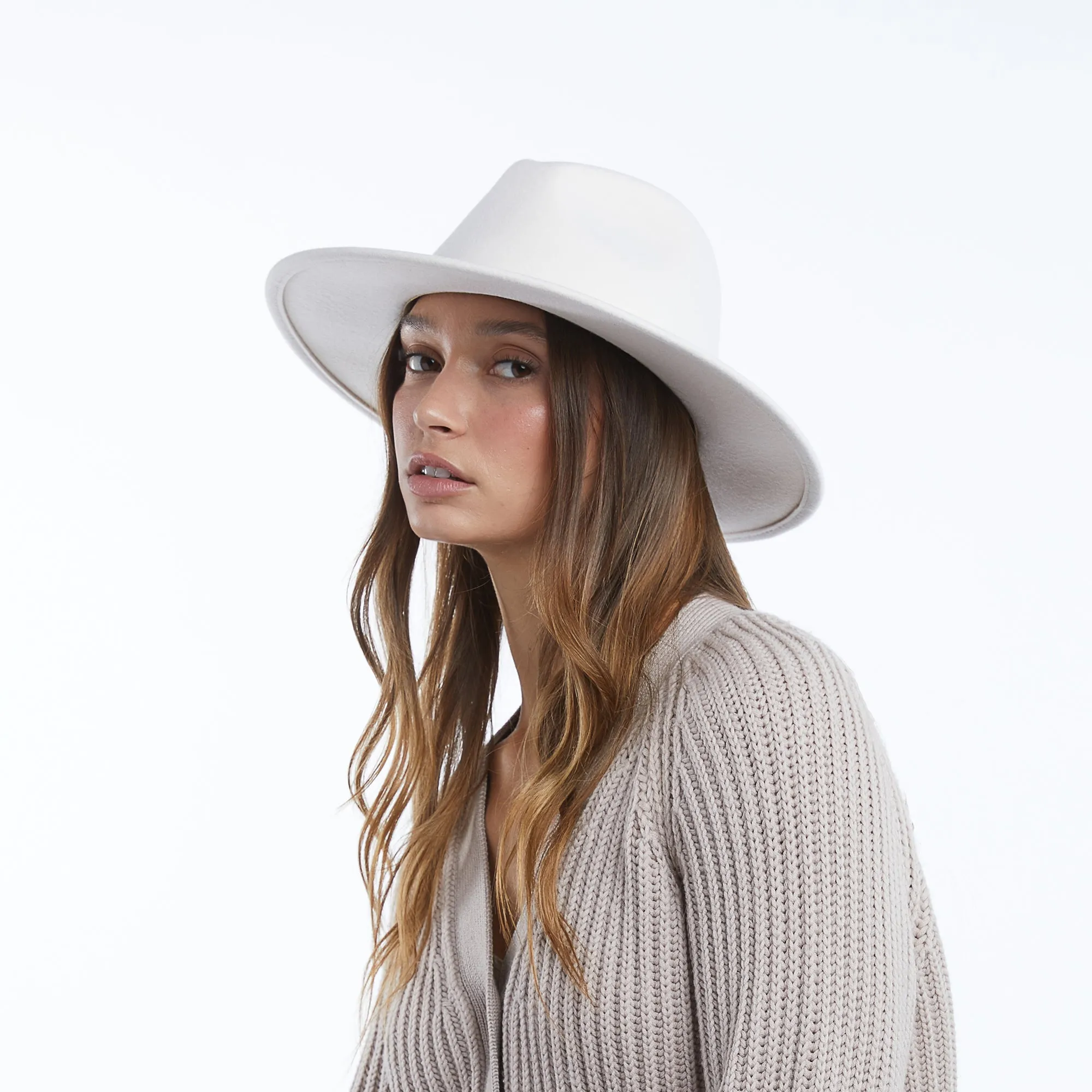 Billie in Cream sold by Wyeth product image thumbnail 5