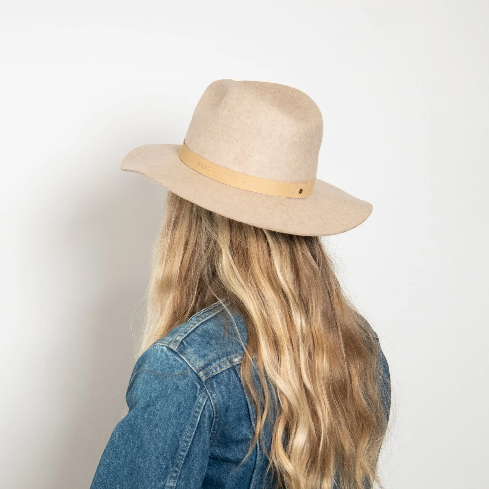 Lux in Tan Marle sold by Wyeth product image thumbnail 4