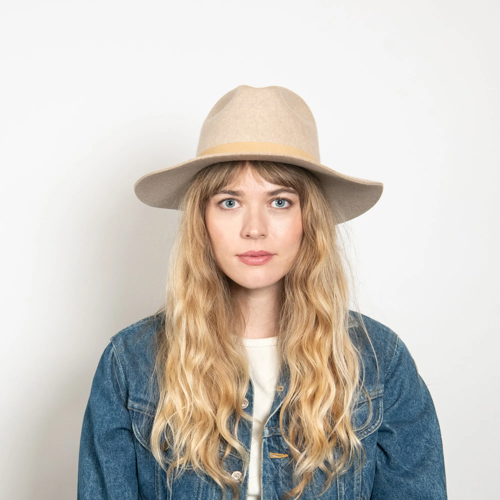 Lux in Tan Marle sold by Wyeth product image thumbnail 3
