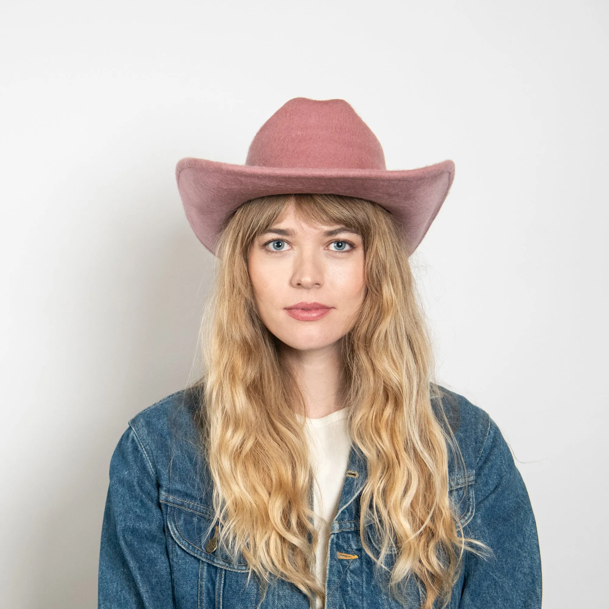 McGraw in Rose sold by Wyeth product image thumbnail 3