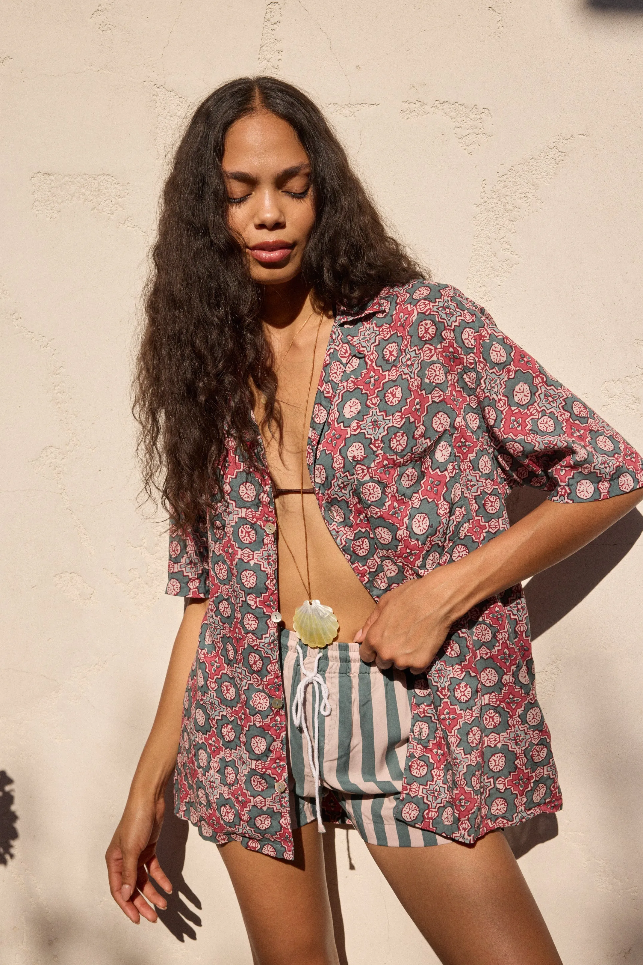 KEV SHORT (UNISEX) sold by Natalie Martin product image thumbnail 4