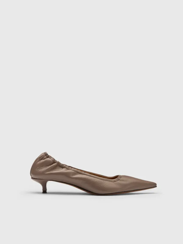 Valfurva Tahini Shiny Nappa Pumps made by ATP Atelier
