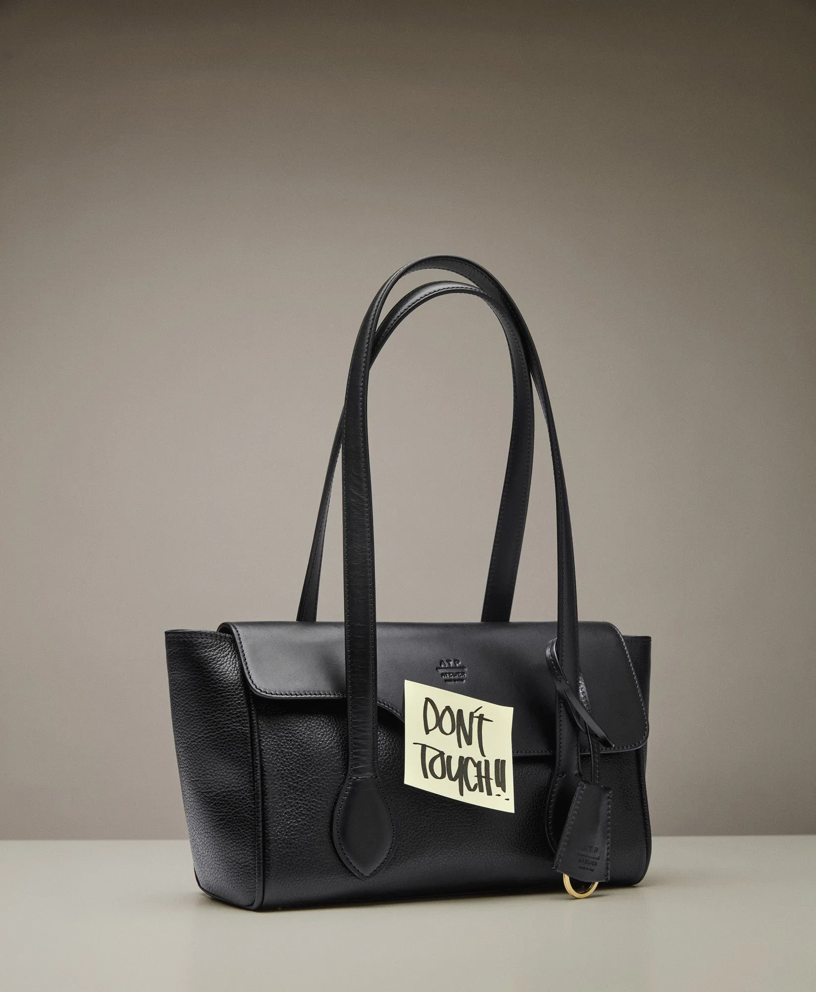 Eira Black Grained Leather Shoulder bag sold by ATP Atelier product image thumbnail 3