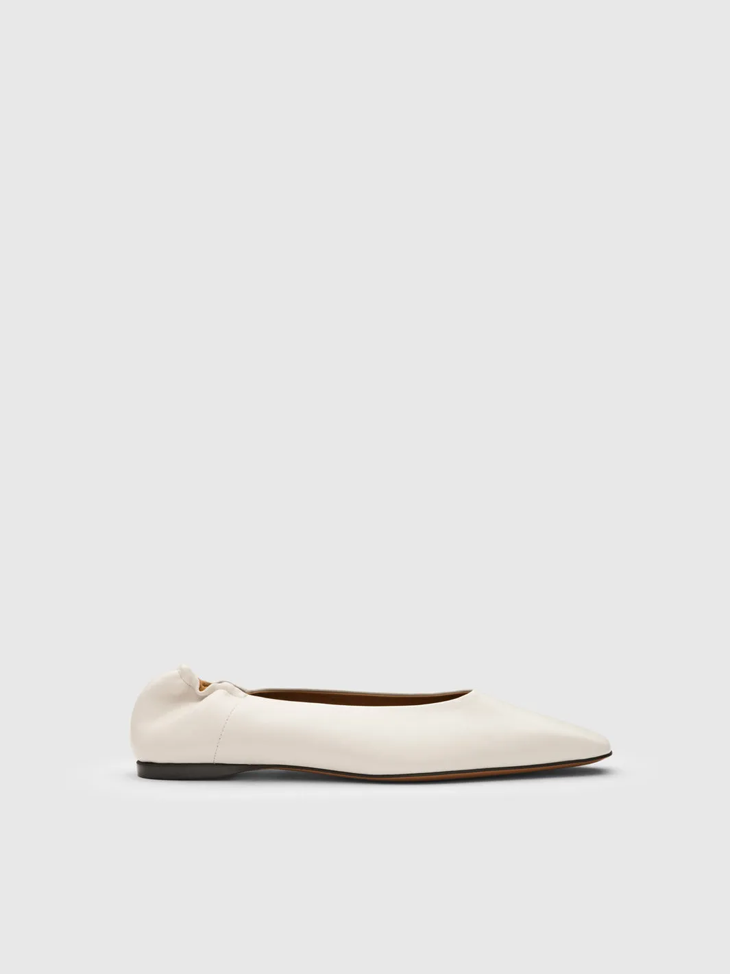 Moena Linen Nappa Ballet flats sold by ATP Atelier