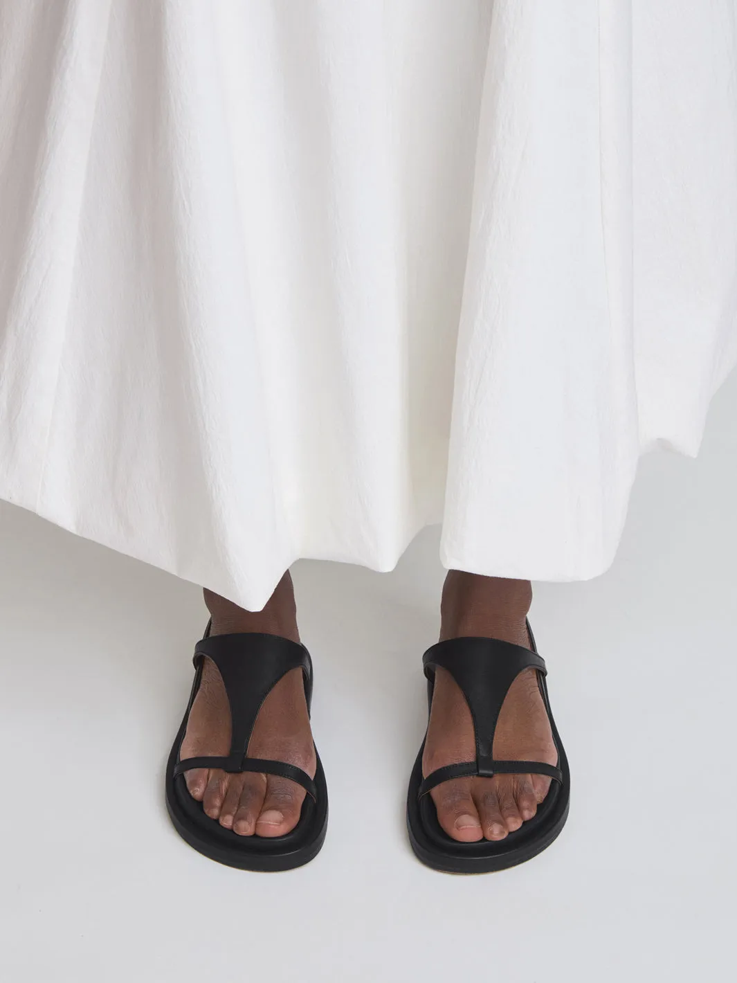 Ultimo Black Leather Comfy sandals sold by ATP Atelier product image thumbnail 4