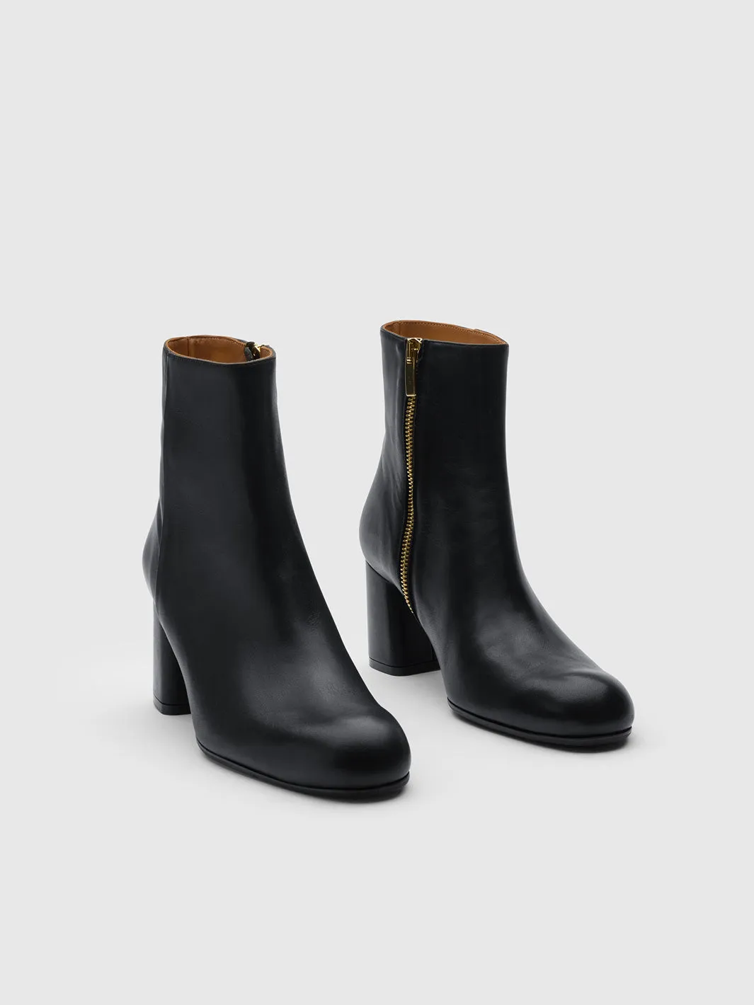 Miola Black Leather Ankle boots sold by ATP Atelier product image thumbnail 2