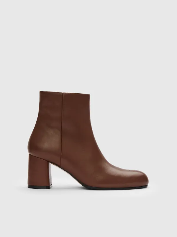 Miola Cannella Leather Ankle boots made by ATP Atelier