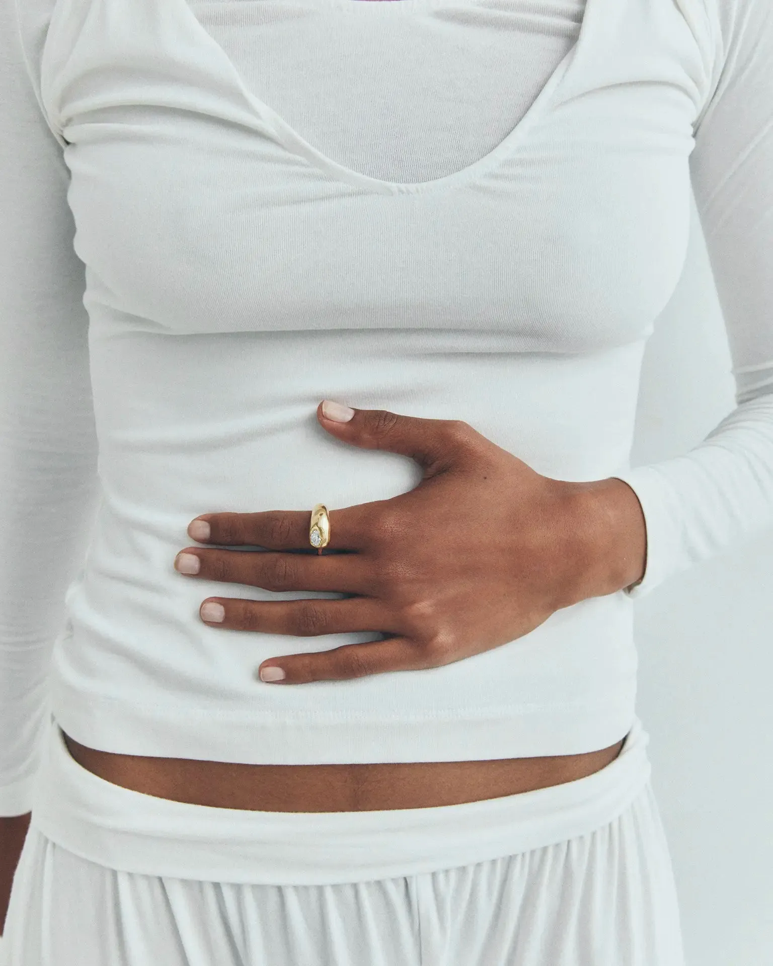 Gota Diamond ring sold by Simuero product image thumbnail 5