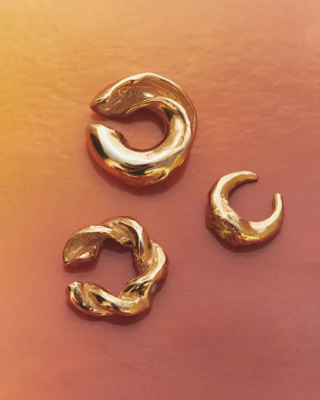 Gloria Ear Cuff made by Simuero