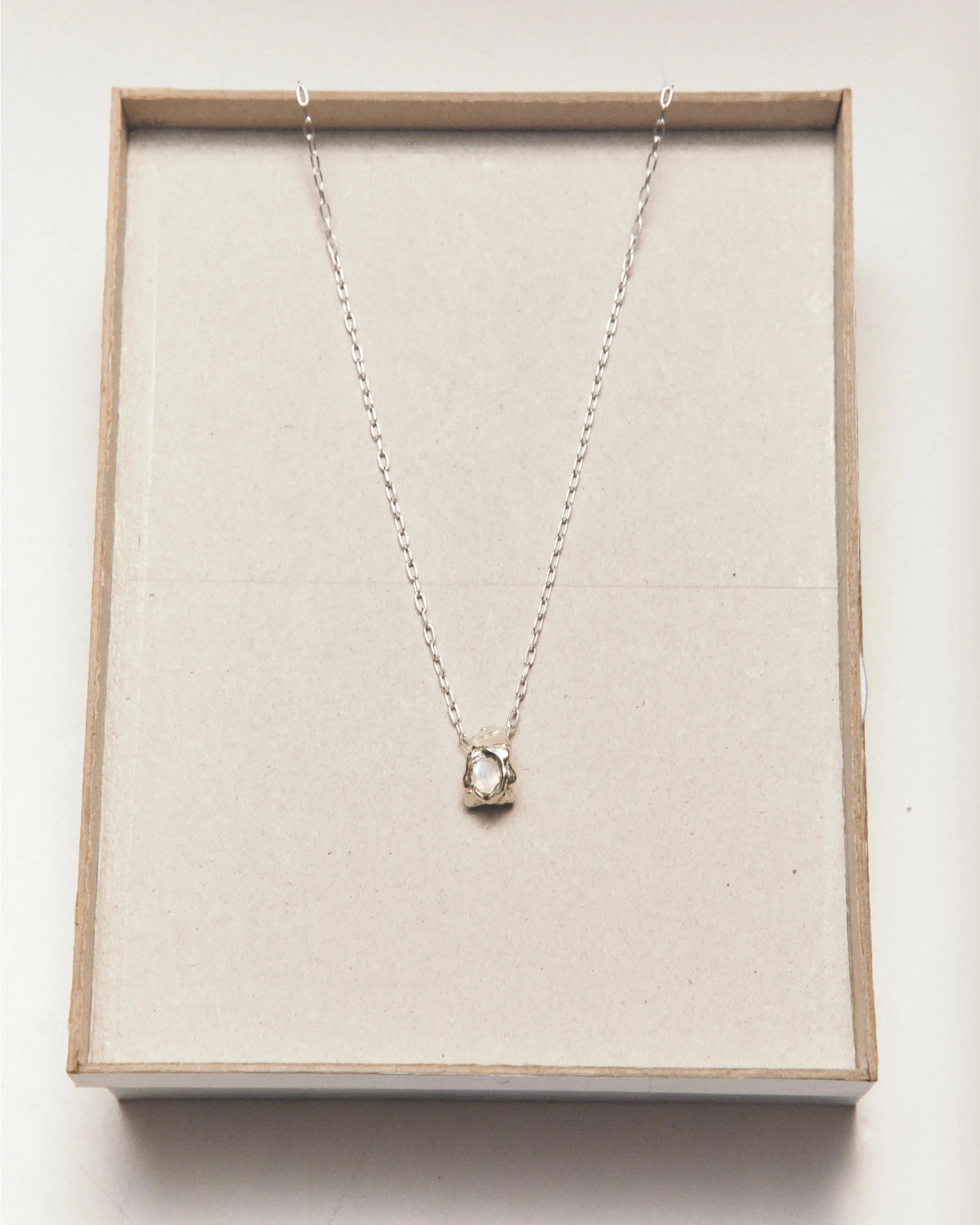 Junio Necklace sold by Simuero product image thumbnail 2