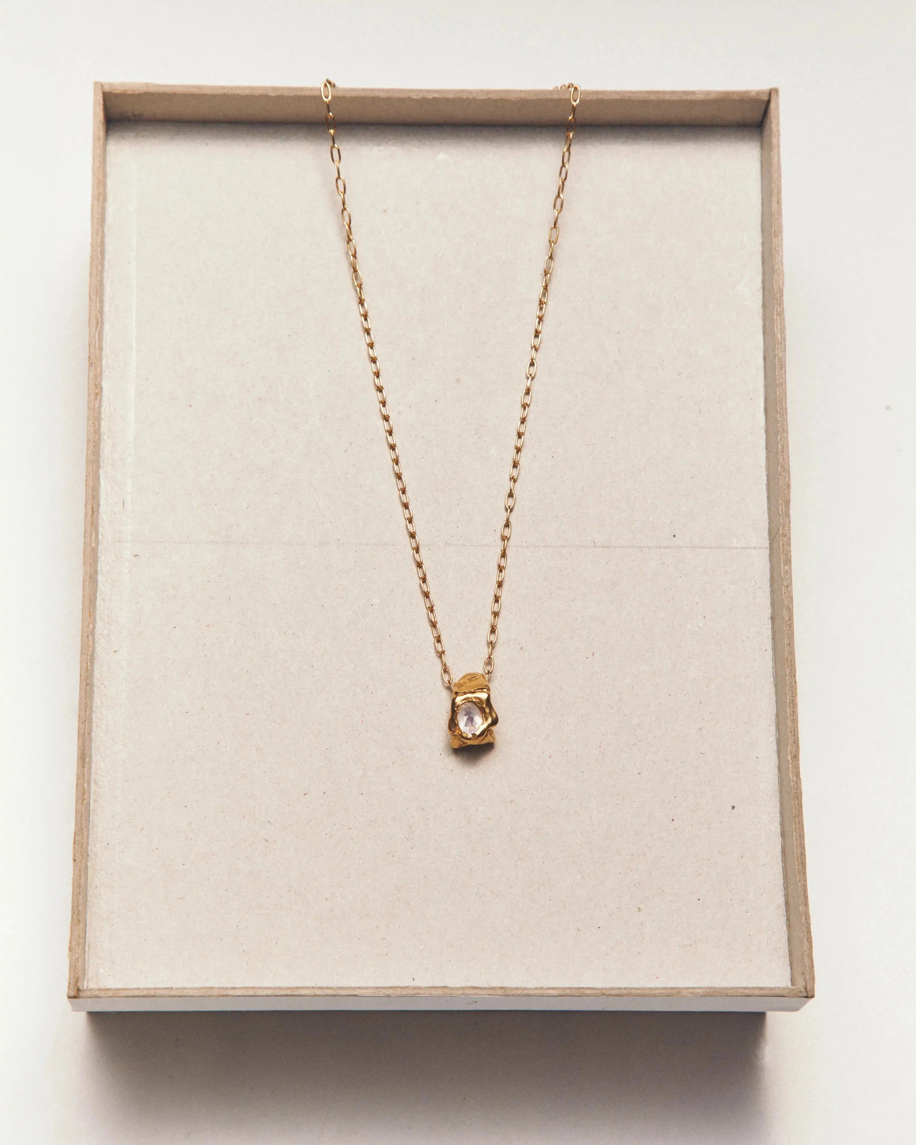 Junio Necklace sold by Simuero product image thumbnail 2