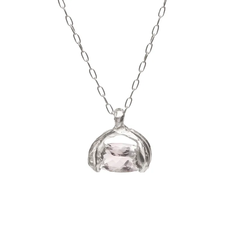 Abril Necklace made by Simuero