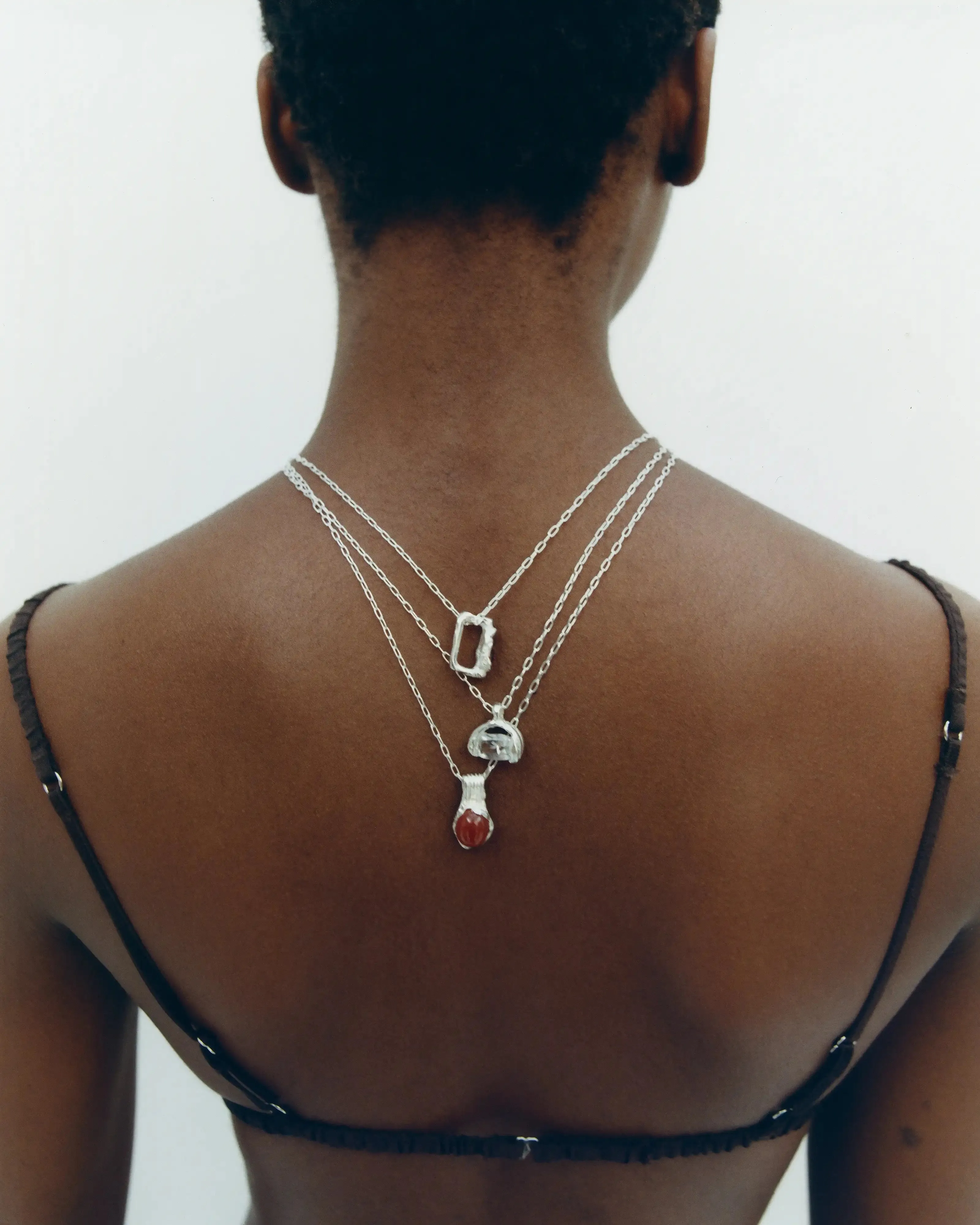 Abril Necklace sold by Simuero product image thumbnail 2