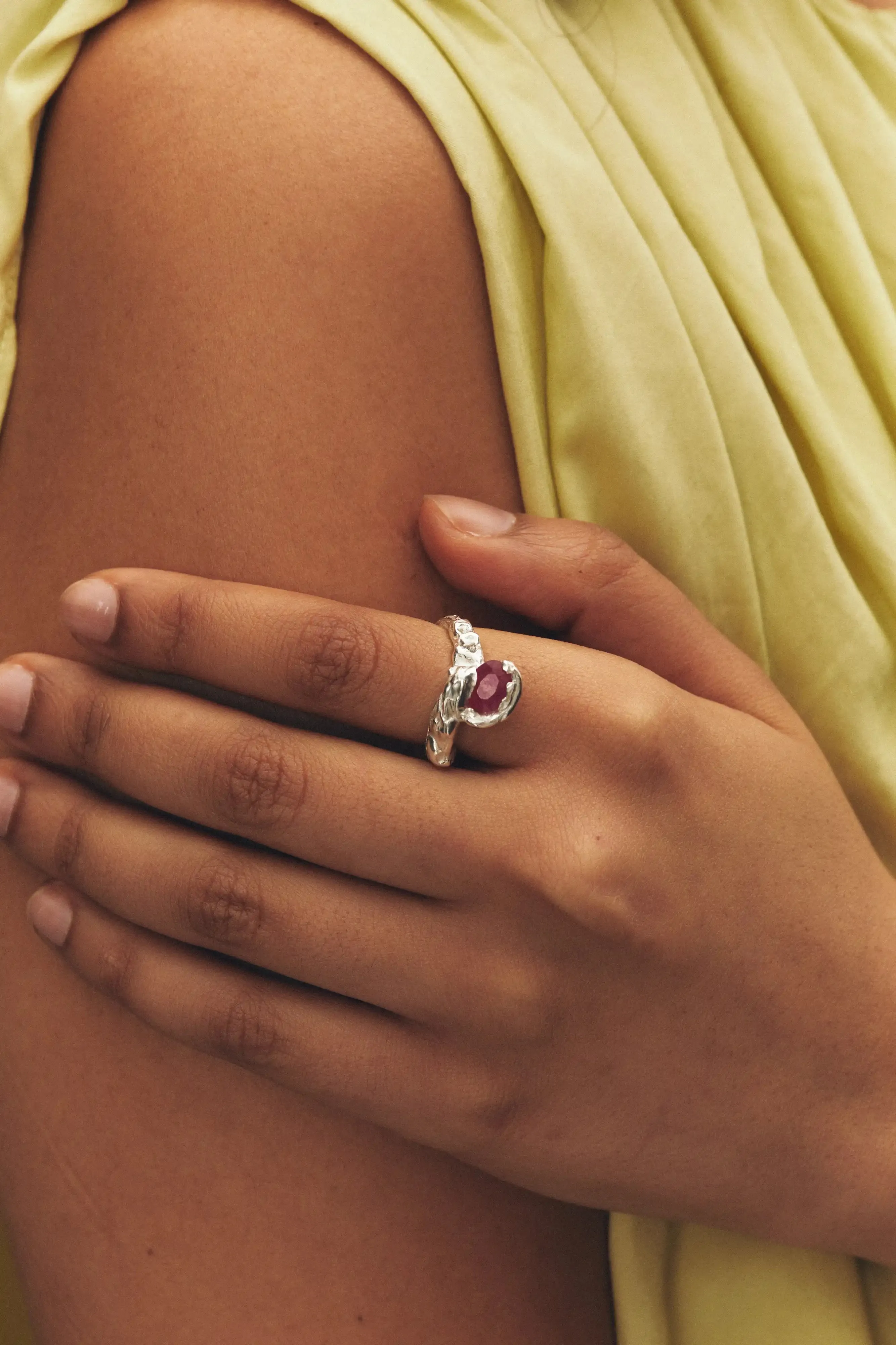 Julio sold by Simuero product image thumbnail 4