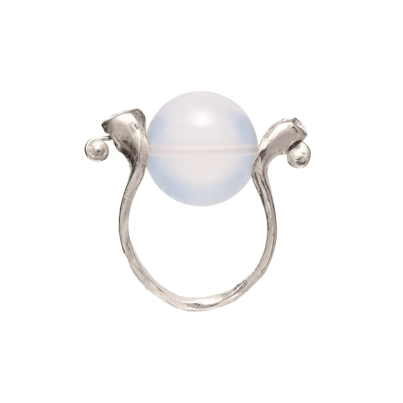 Lira sold by Simuero