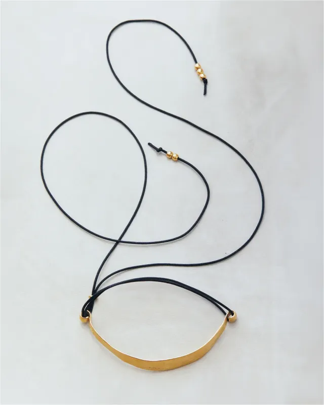 Besta Choker made by Simuero