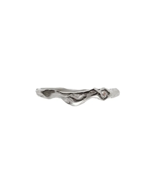 Ría Wedding Band made by Simuero