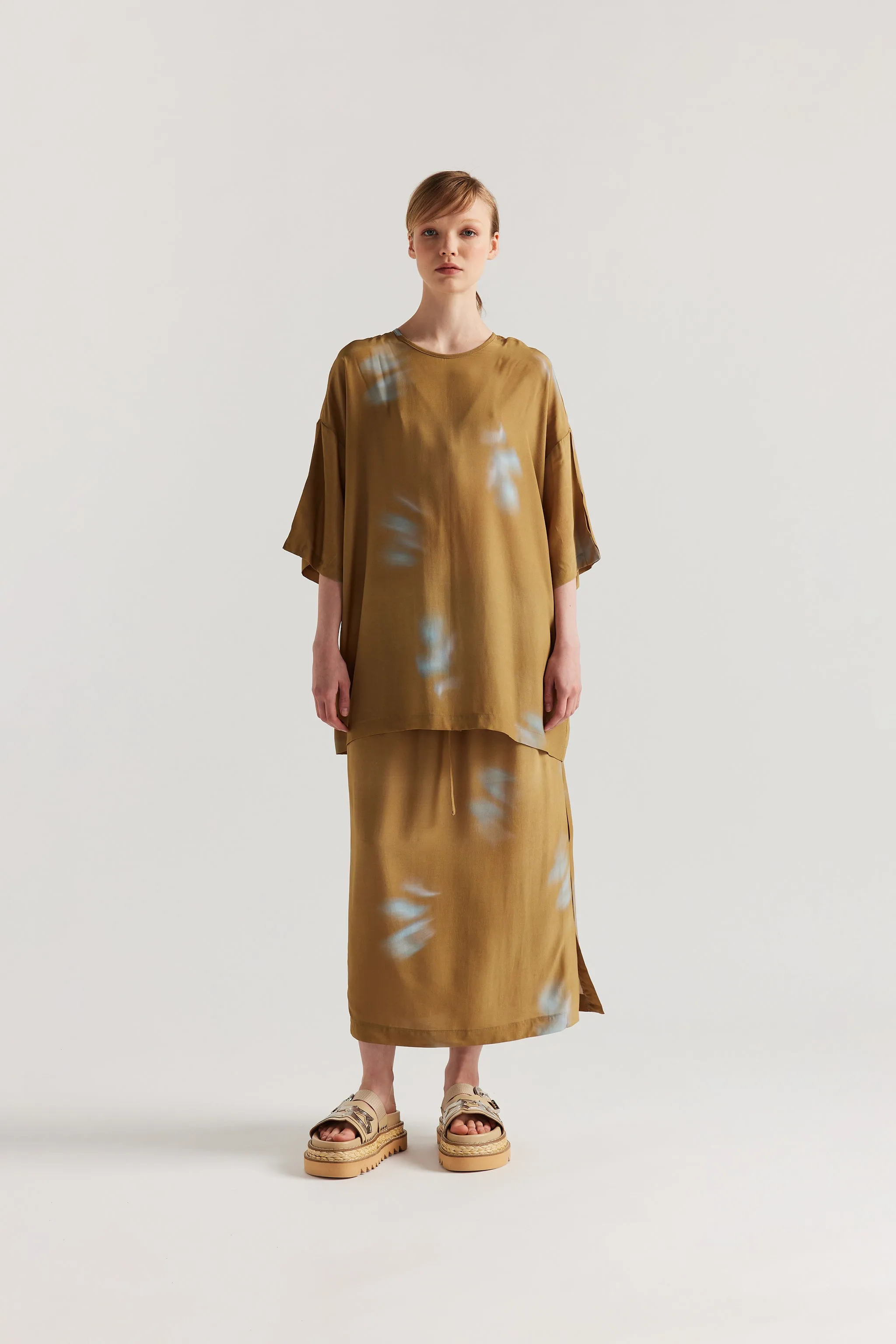 Base Top Sand/Turquoise sold by Kloke product image thumbnail 2