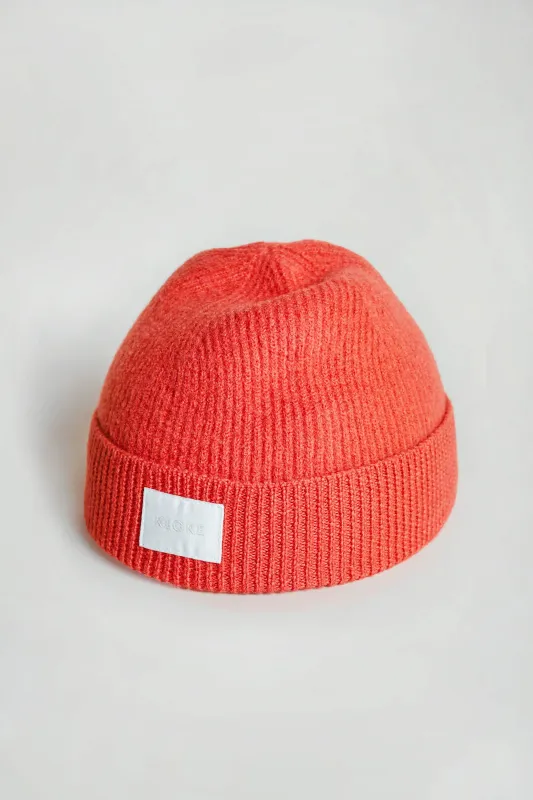 Revision Beanie Flame made by Kloke