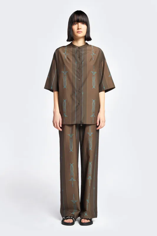 Bearer Shirt Brown Print made by Kloke