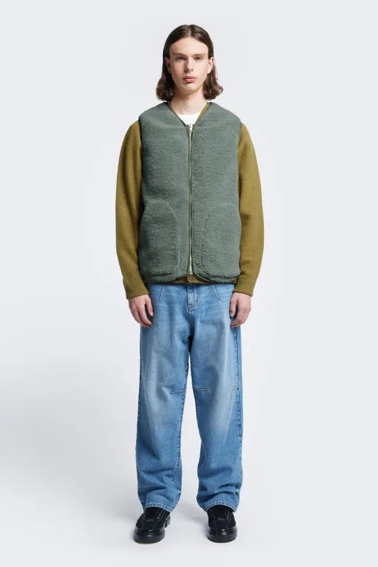 Site Shearling Vest Petrol Green made by Kloke