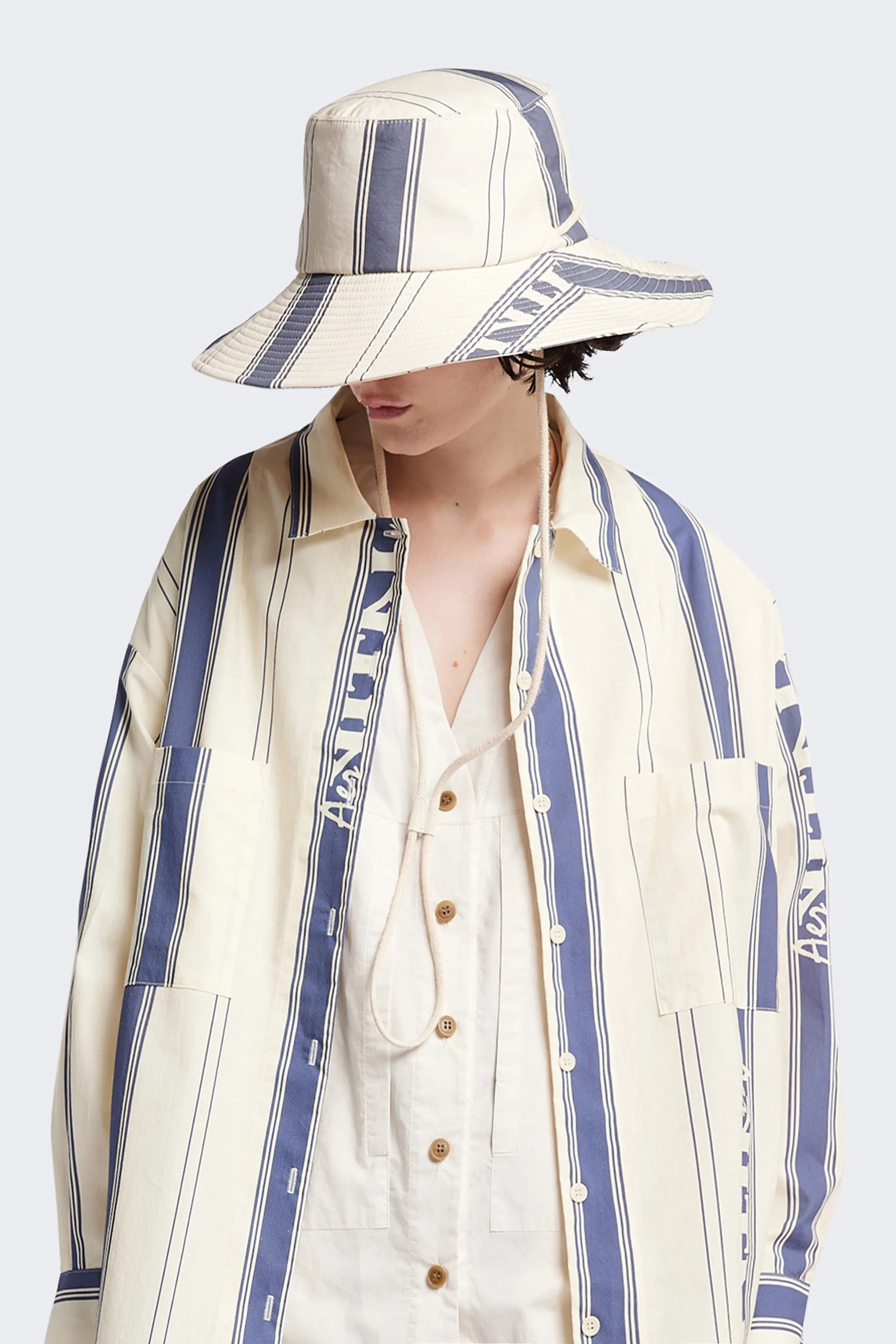 Aer Vital Bucket Hat Blue/Ecru sold by Kloke