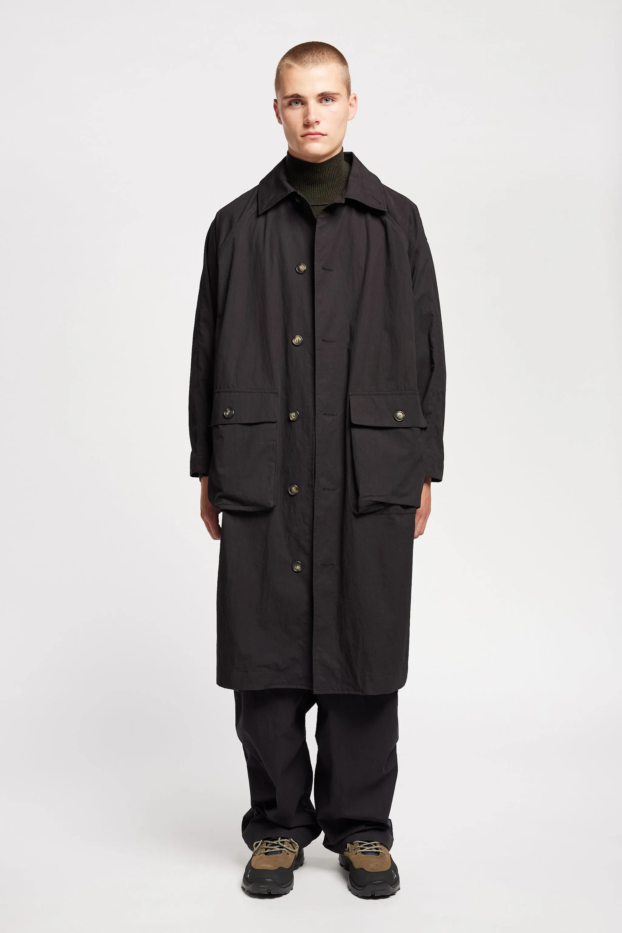 Venture Trench Jet Black sold by Kloke product image thumbnail 2
