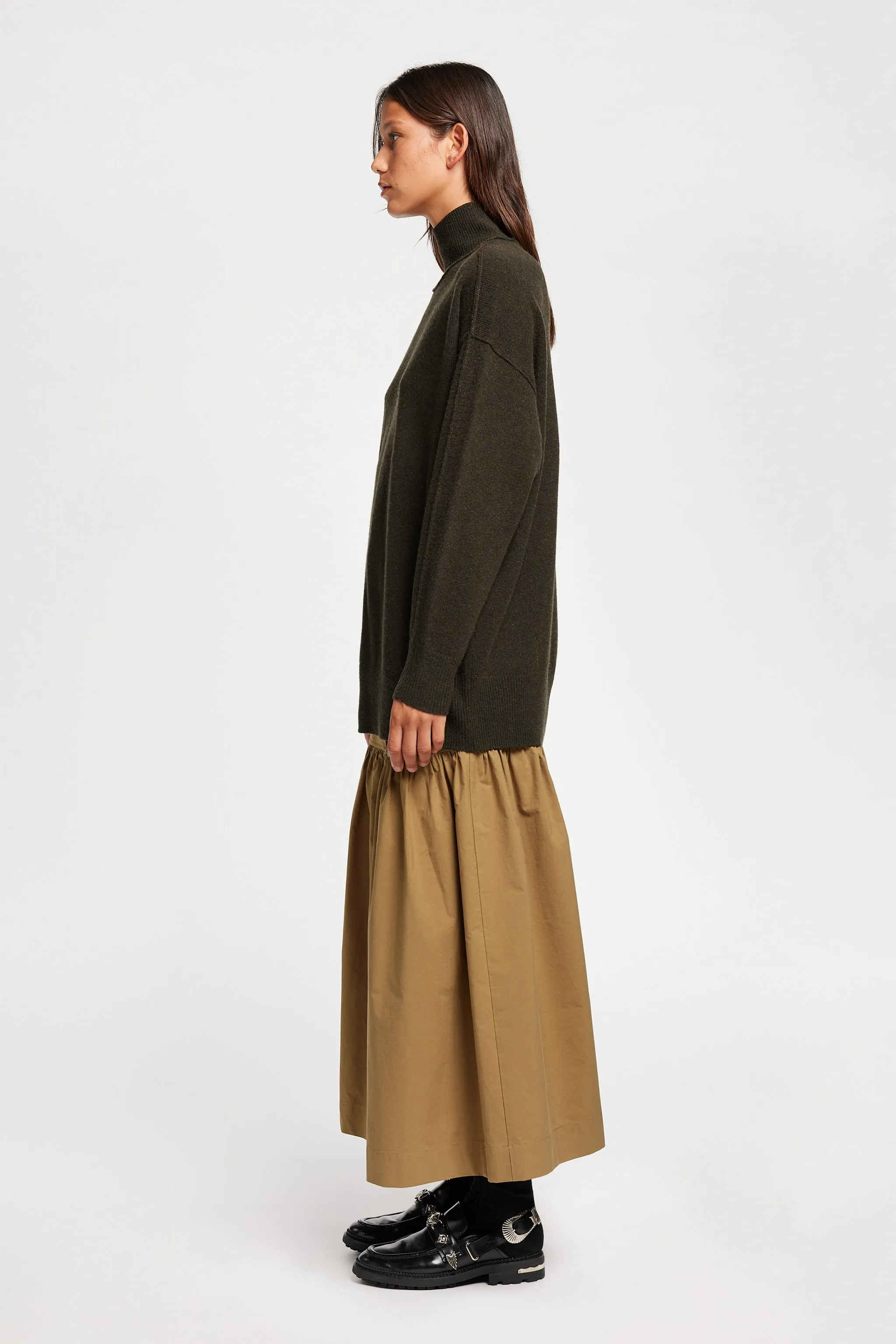 Overflow Knit Darkest Green sold by Kloke product image thumbnail 3