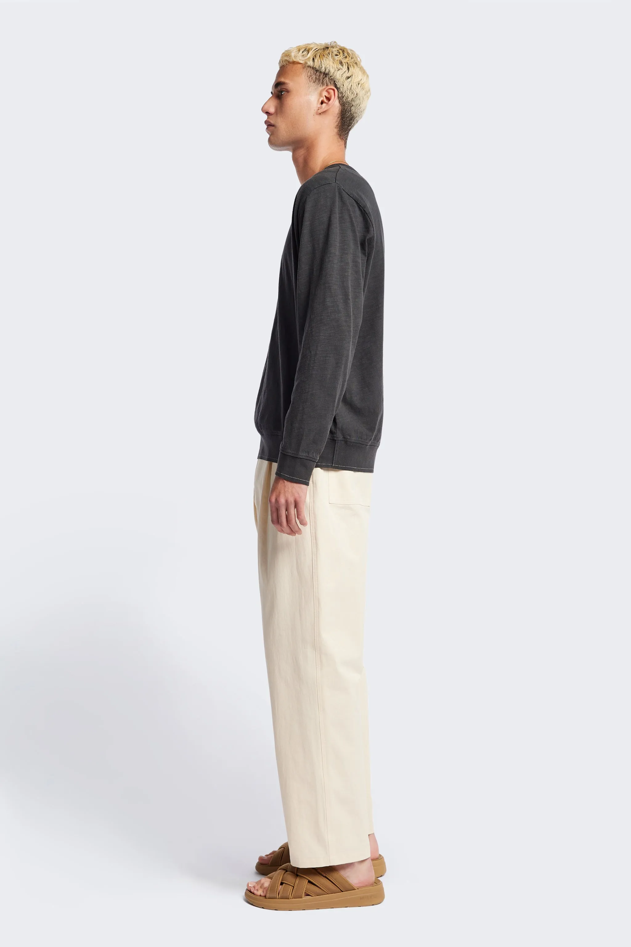 Asperse Henley Pullover Vintage Black sold by Kloke product image thumbnail 3