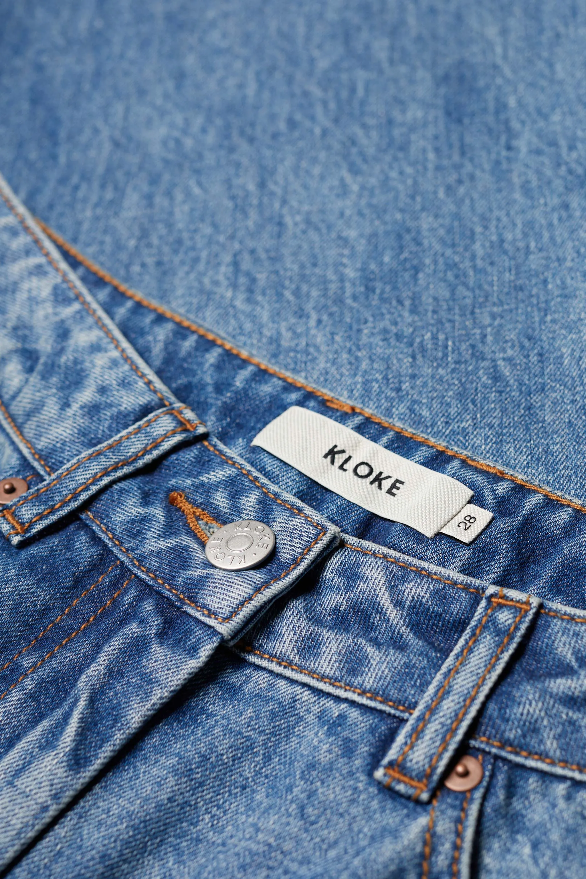 Evade Straight Leg Jean Mid Blue Fade sold by Kloke product image thumbnail 5