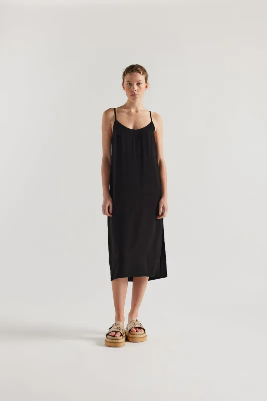 Eclipse Dress Black made by Kloke