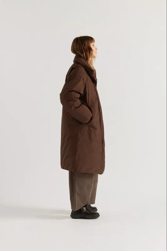 Floating Puffa Coat Dark Chocolate made by Kloke