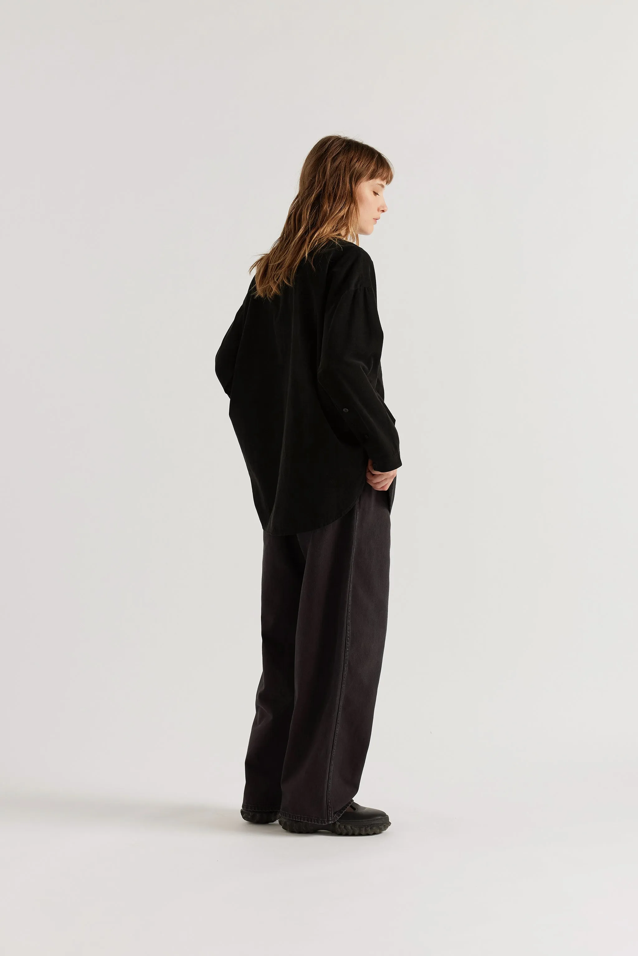 Unbound Jean Black Fade sold by Kloke product image thumbnail 5