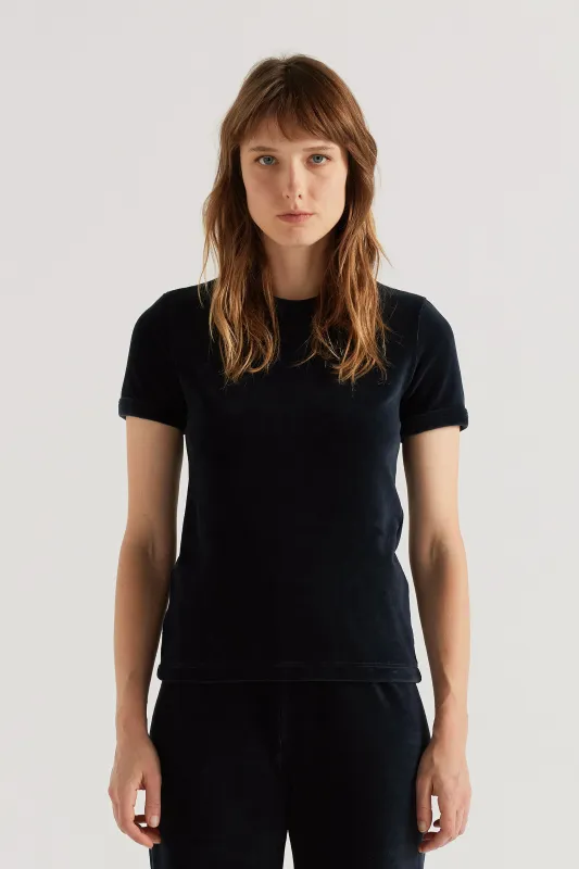 Saffron Tee Black made by Kloke