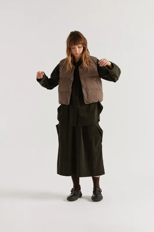 Static Quilted Down Vest Cocoa made by Kloke