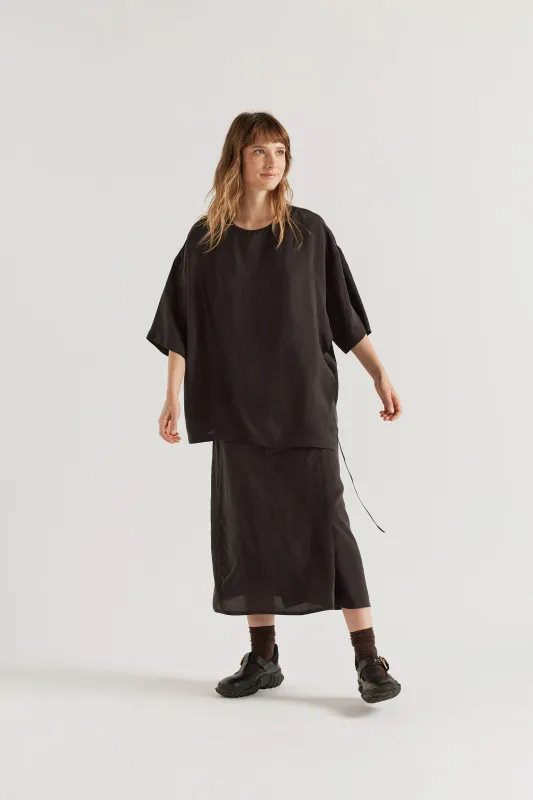 Purview Skirt Vintage Black made by Kloke