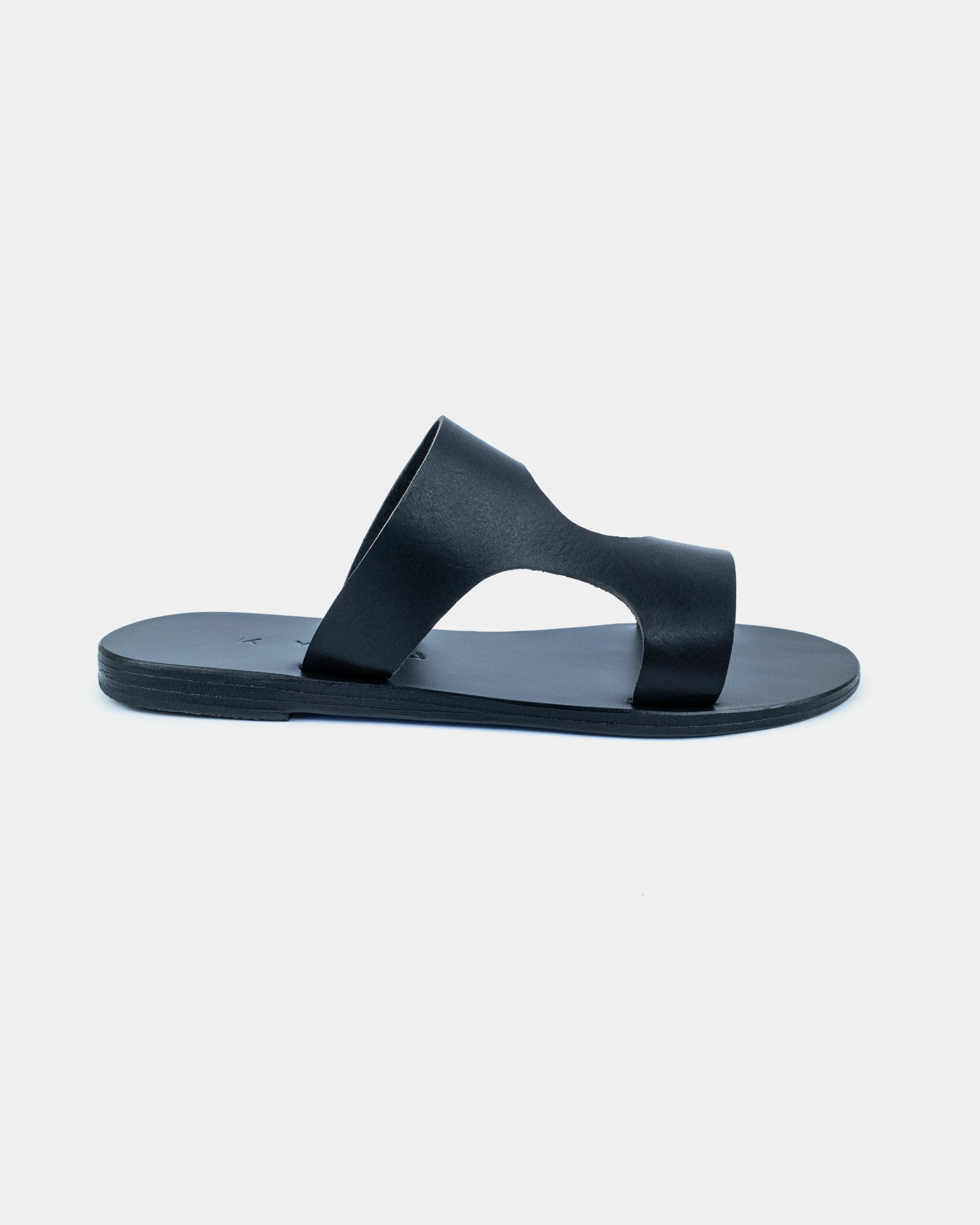 THIRASIA - BLACK/BLACK sold by Kyma