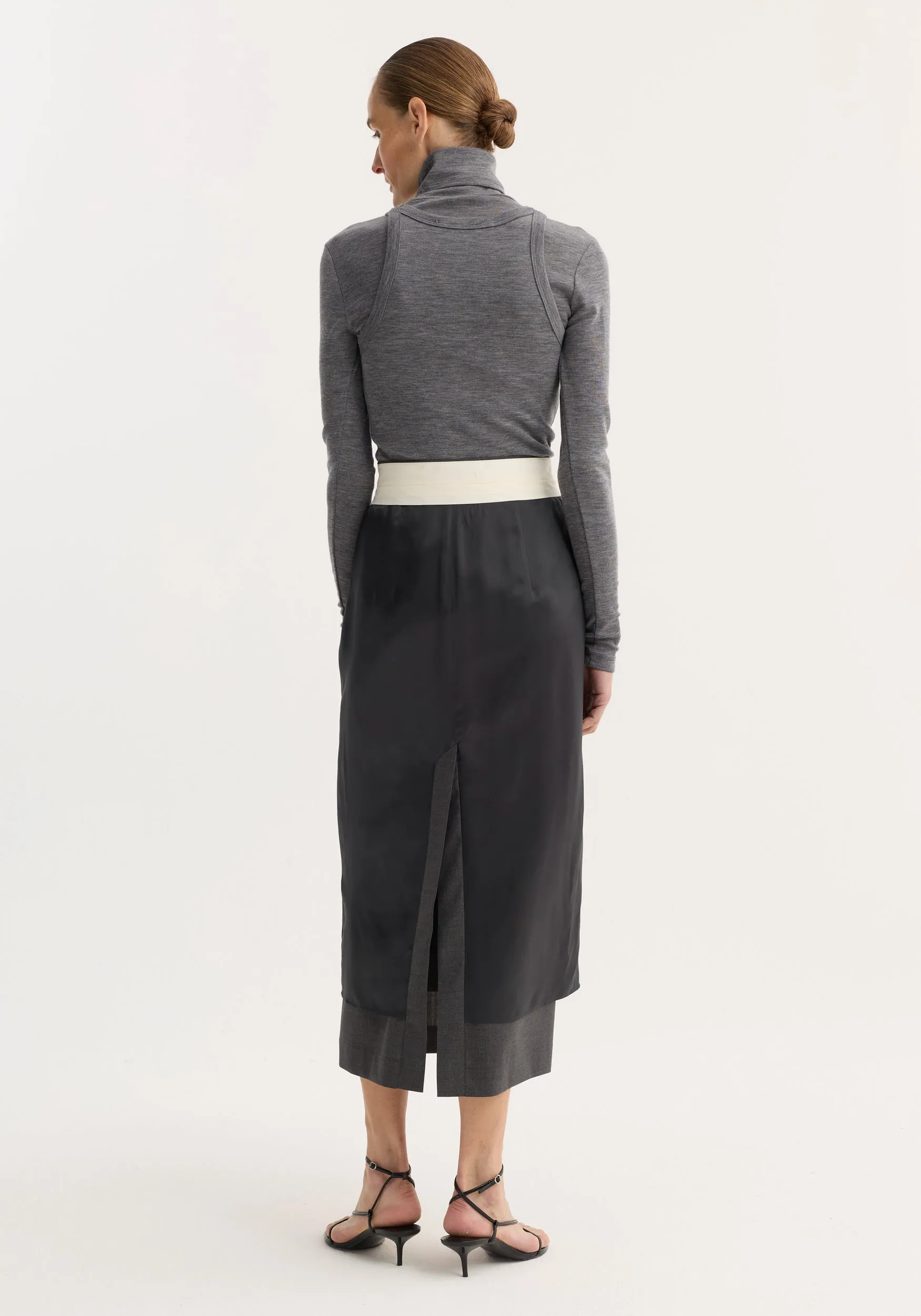 Inside-out skirt | dark grey melange sold by Rohe product image thumbnail 4