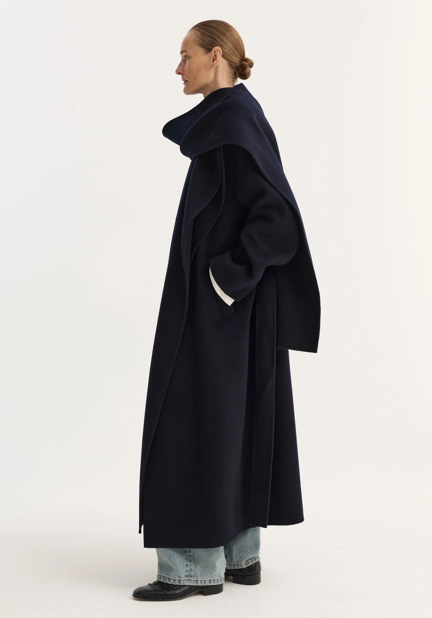 Signature double-faced scarf coat | navy sold by Rohe product image thumbnail 5