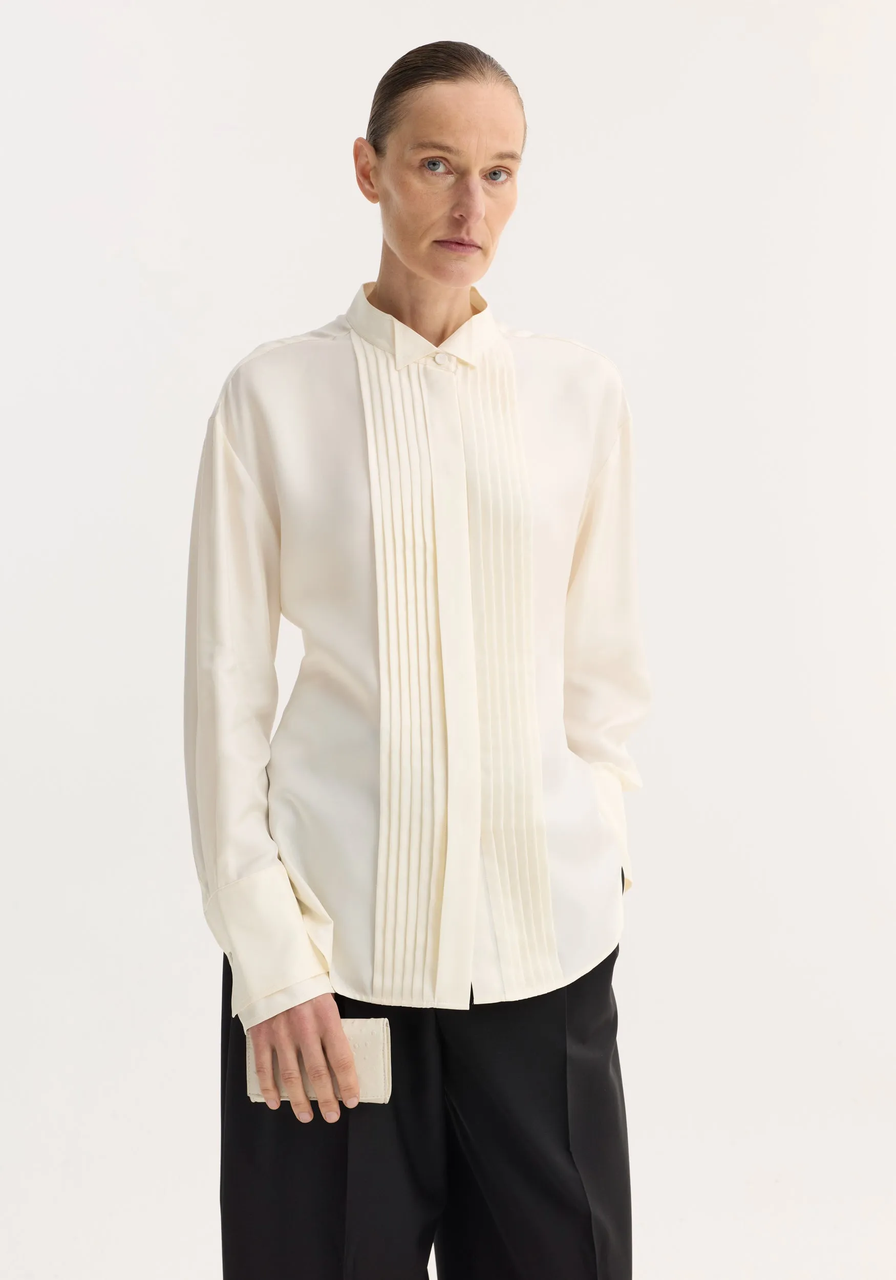Shaped tuxedo silk shirt | cream sold by Rohe product image thumbnail 2