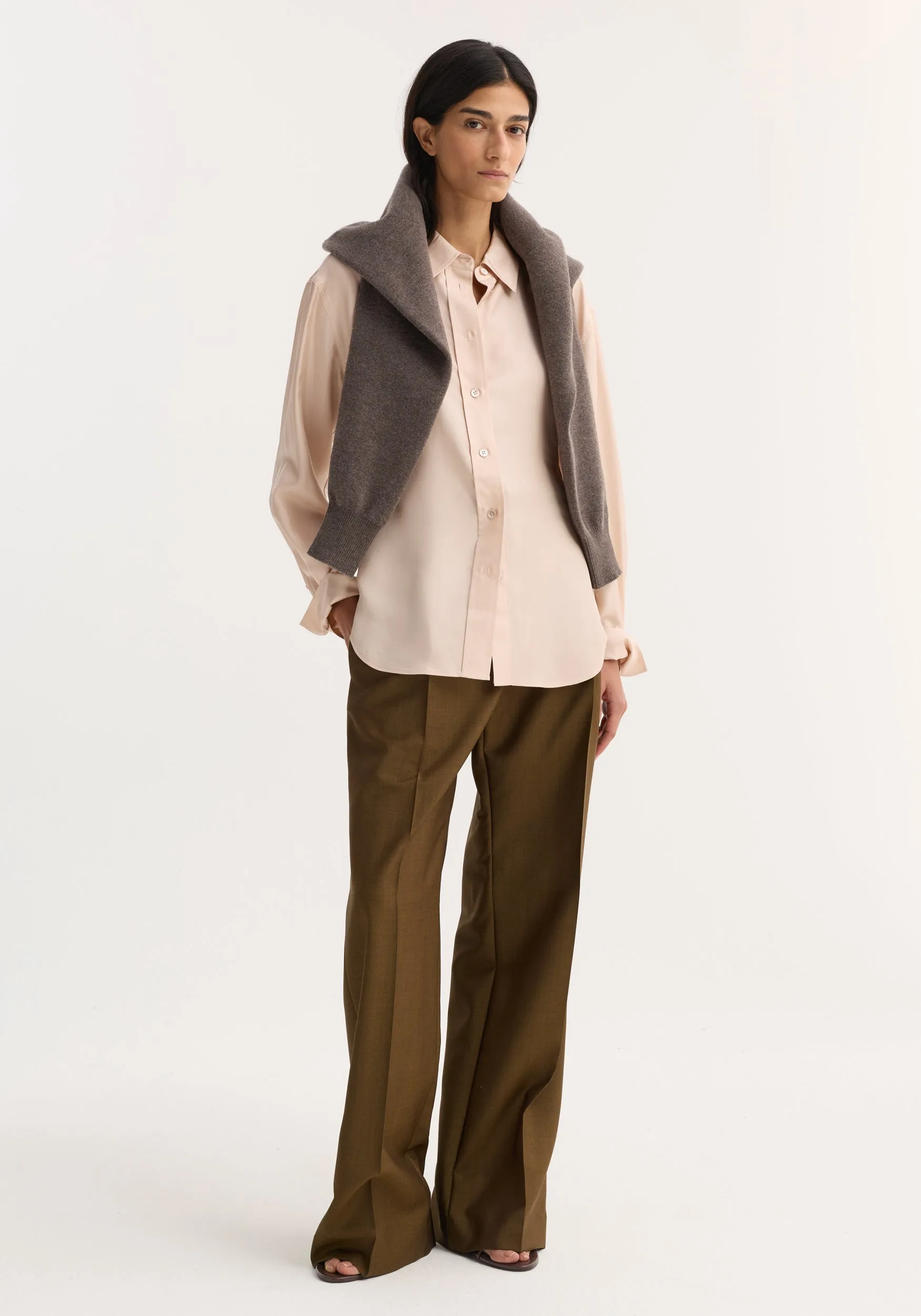 Silk shaped shirt | rose sold by Rohe