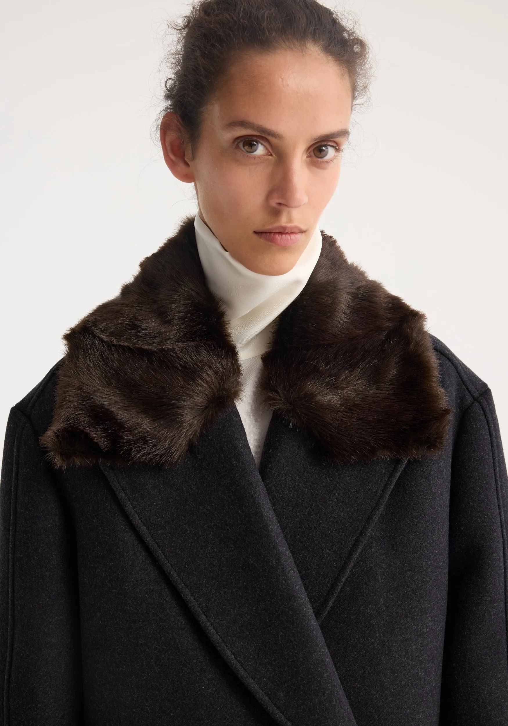 Double-breasted coat with faux fur collar | anthracite melange sold by Rohe product image thumbnail 3