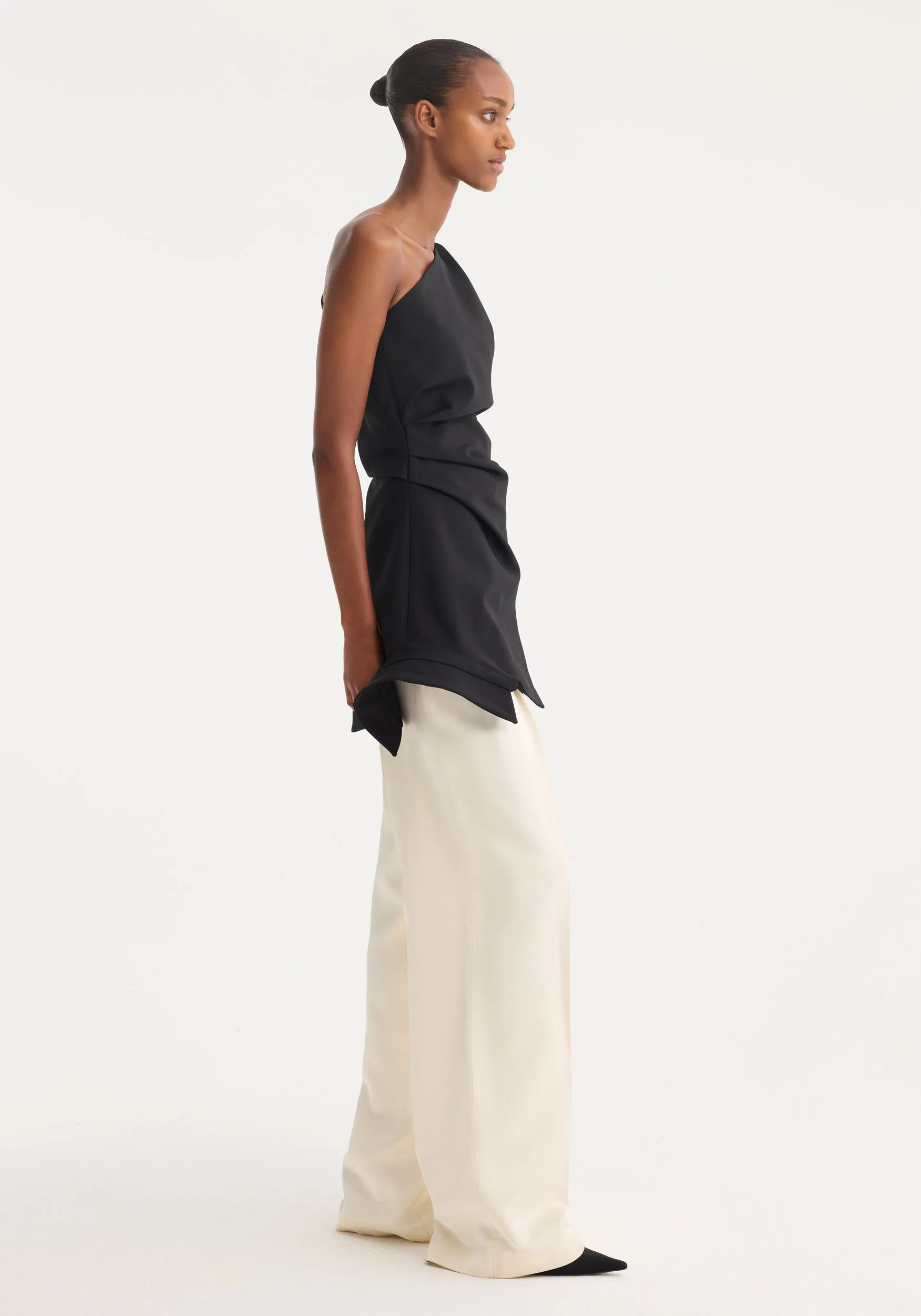 Reimagined one shoulder top | black sold by Rohe product image thumbnail 3