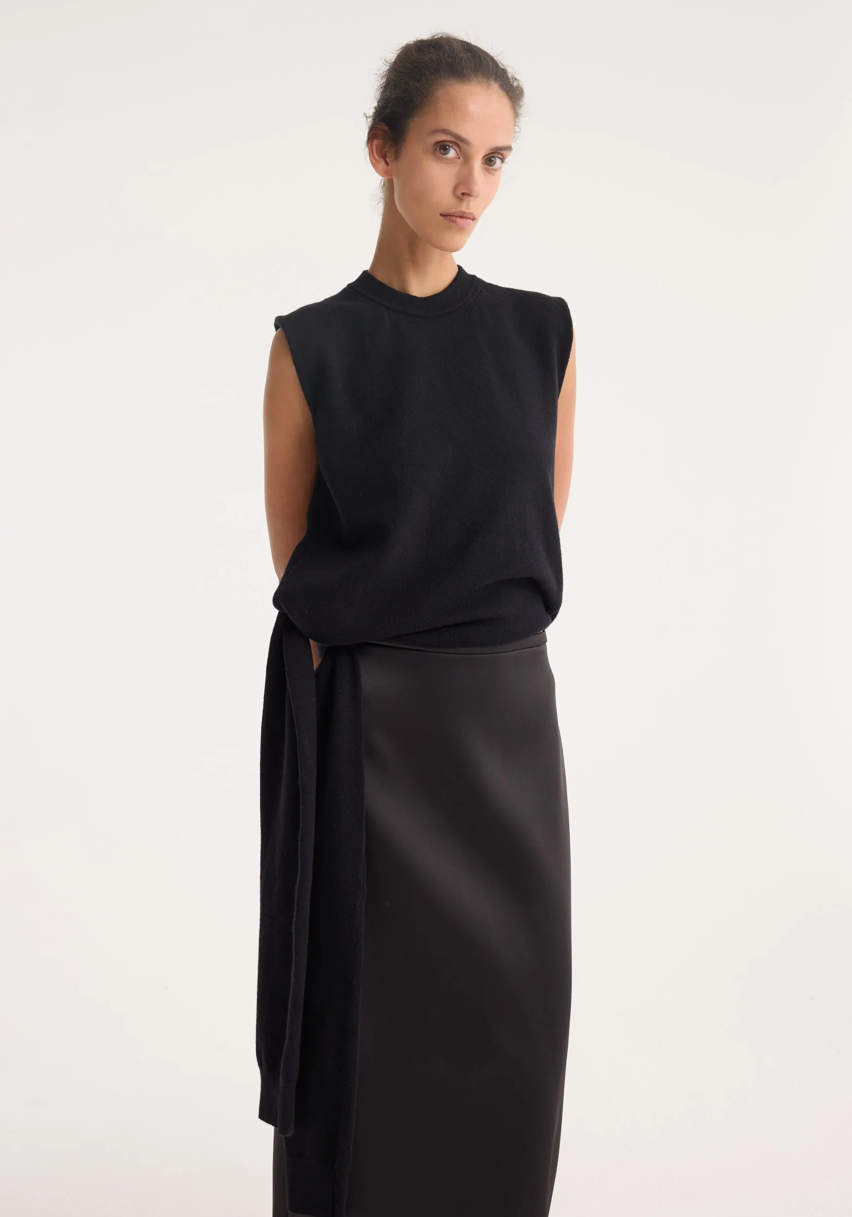 Open-back sash wrap top | black sold by Rohe product image thumbnail 4