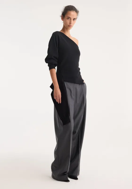 Off shoulder single sleeve top | black made by Rohe