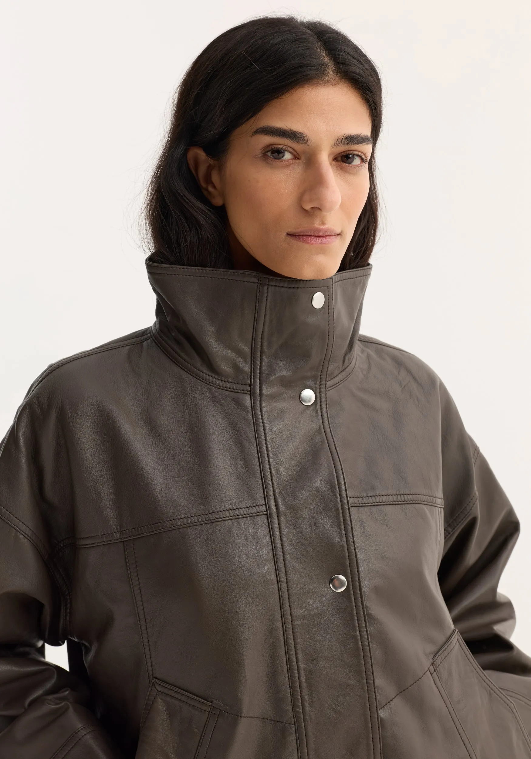 Reinvented leather jacket | earth sold by Rohe product image thumbnail 3