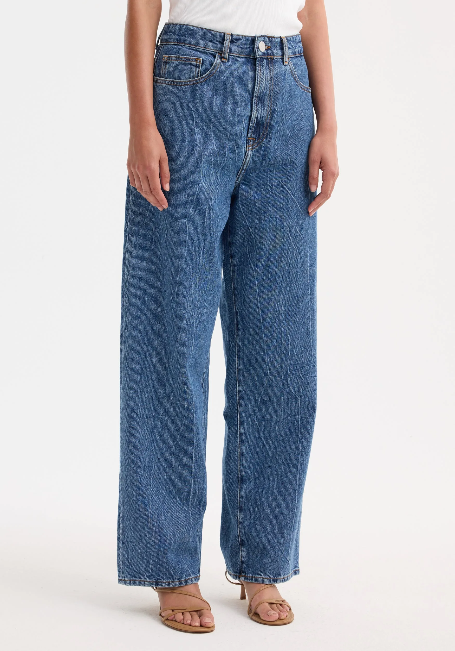 Signature baggy fit denim | mid denim blue sold by Rohe product image thumbnail 4