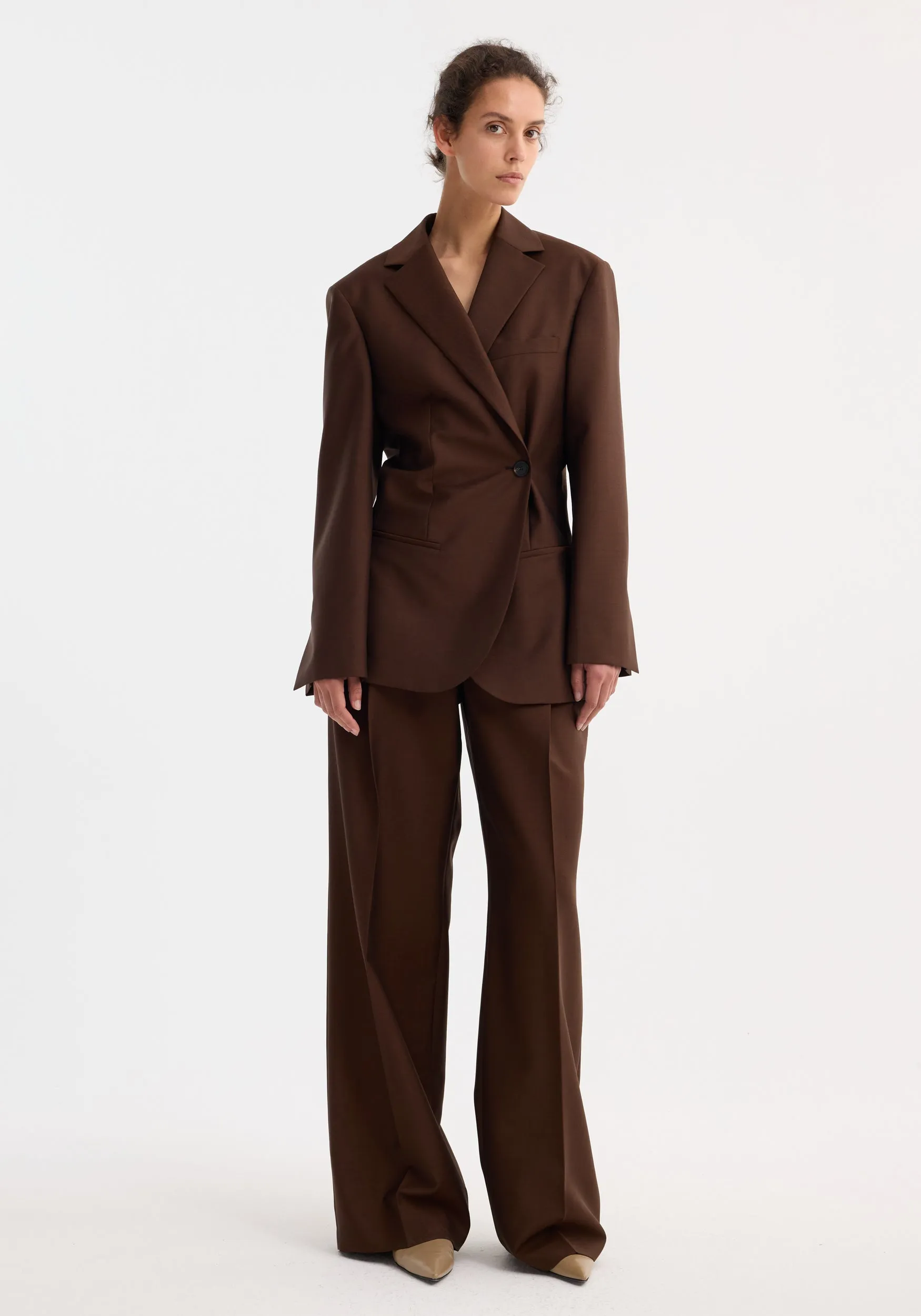 Dual tone piqué overlap suit jacket | mahogany sold by Rohe