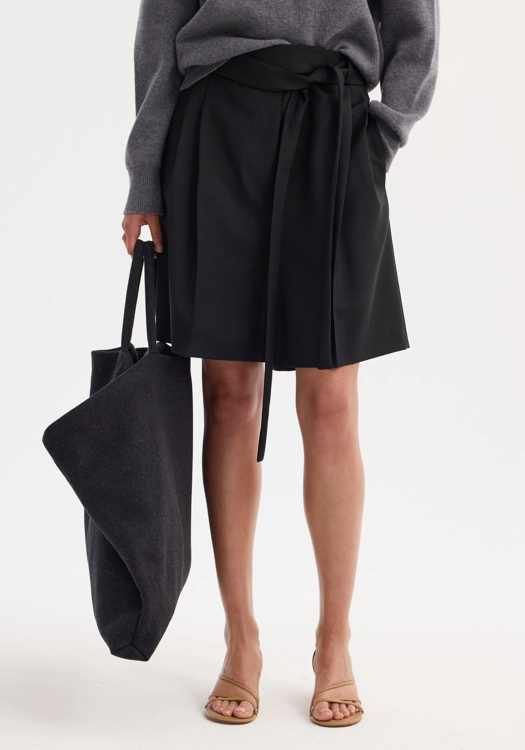 Tailored belted shorts | black sold by Rohe product image thumbnail 3